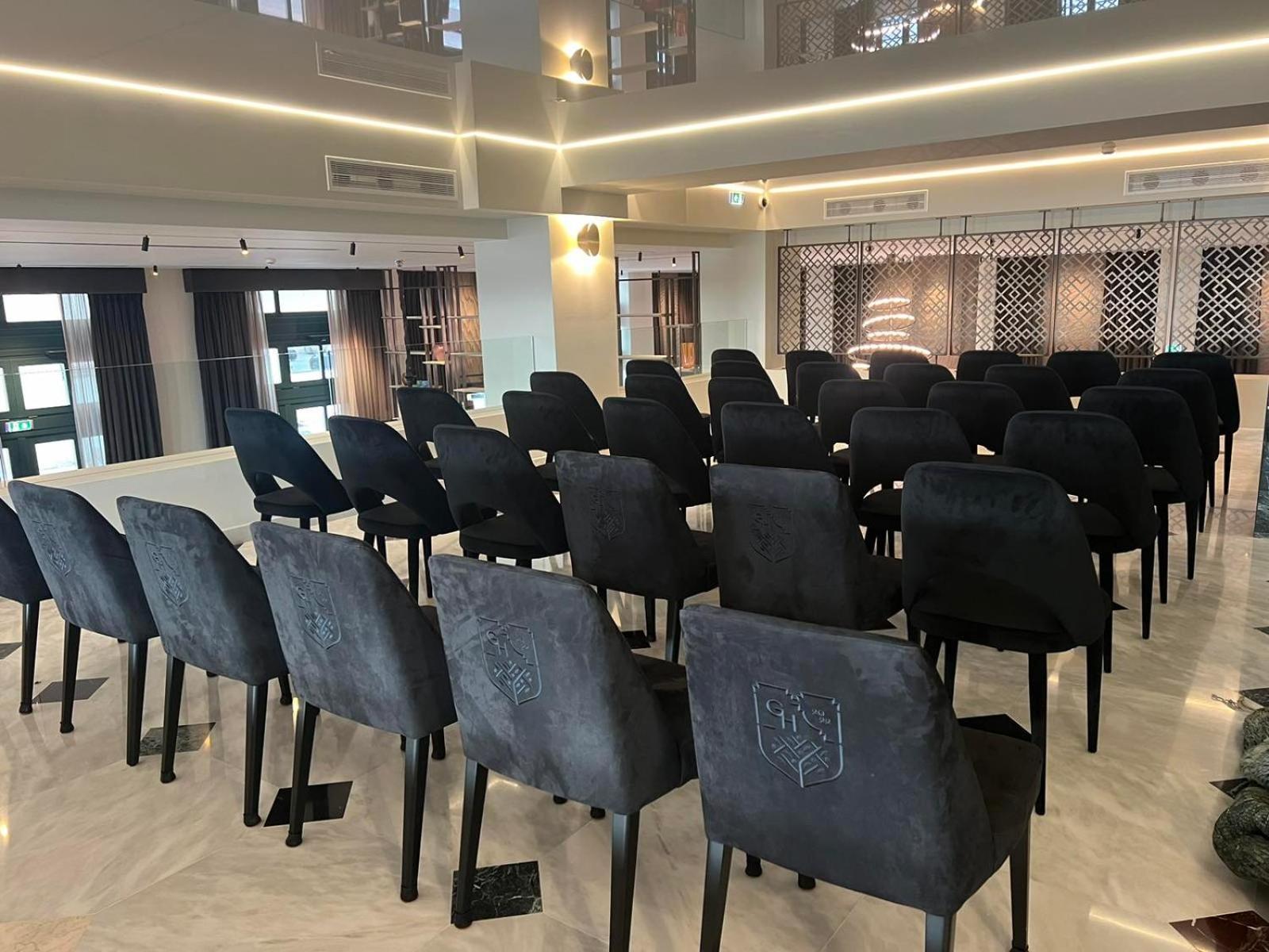 Grand Hotel Kalamáta Kültér fotó